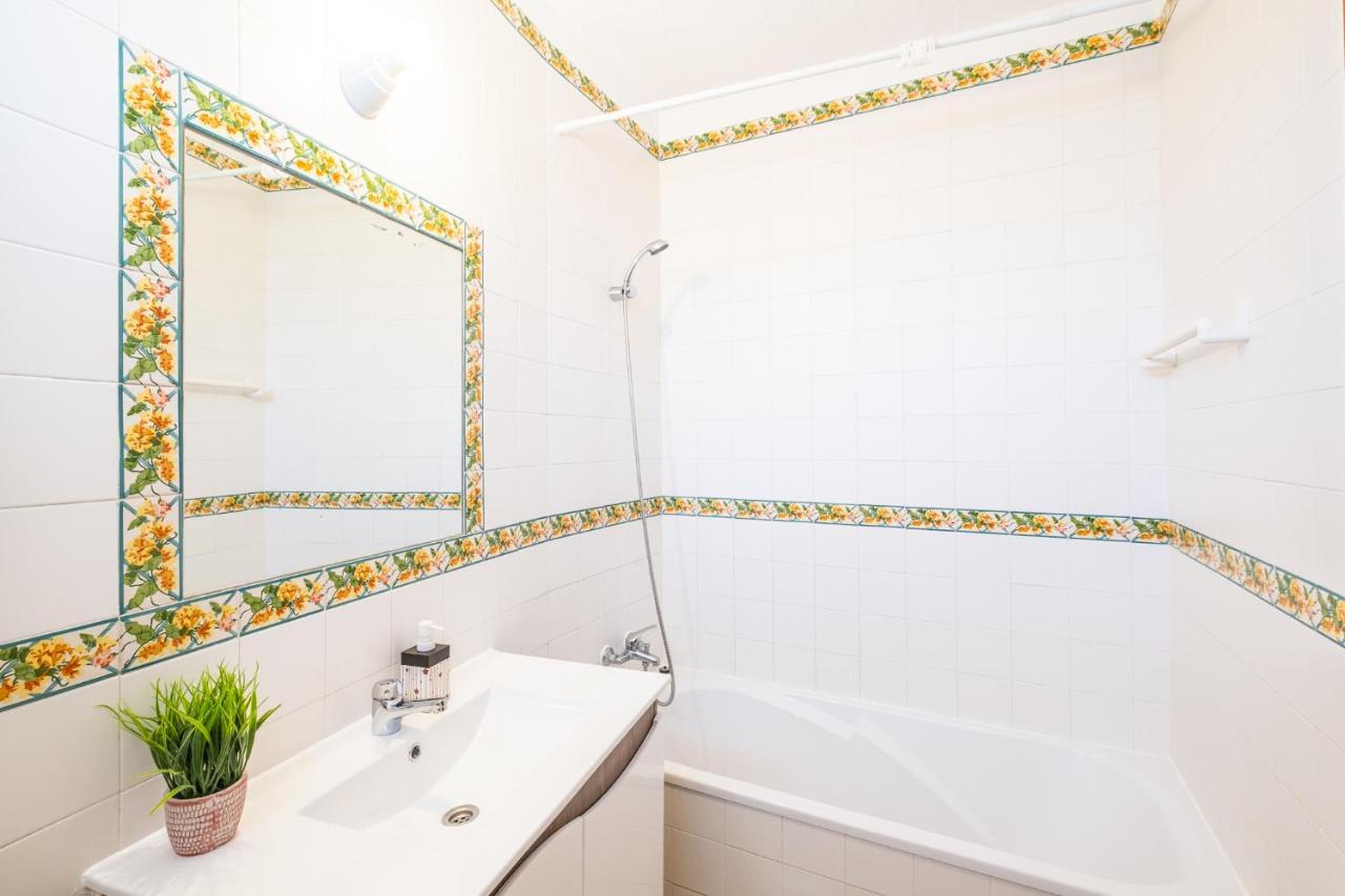 Entire Apartment 5Min From Oura Beach アルブフェイラ エクステリア 写真