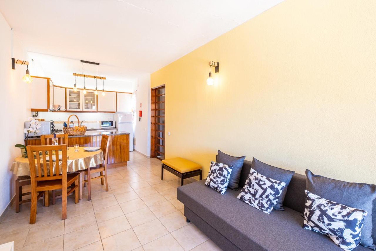 Entire Apartment 5Min From Oura Beach アルブフェイラ エクステリア 写真